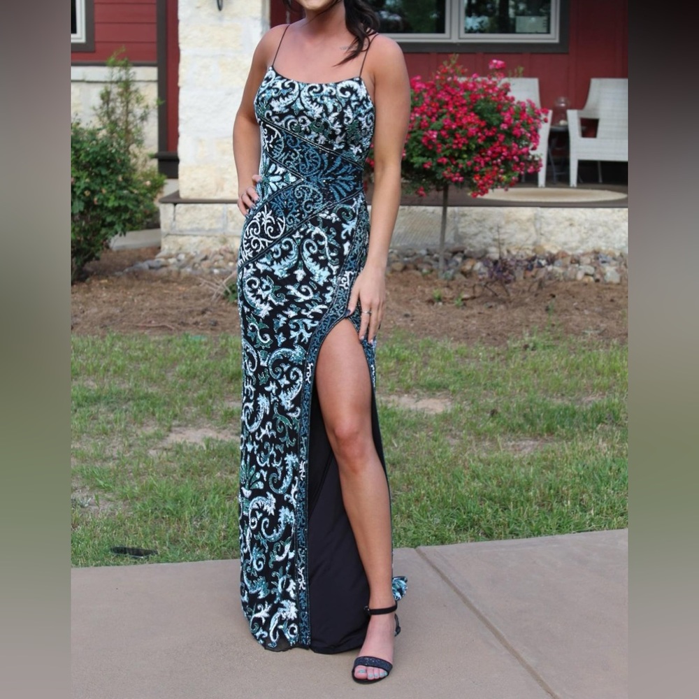 Giovanni dress
